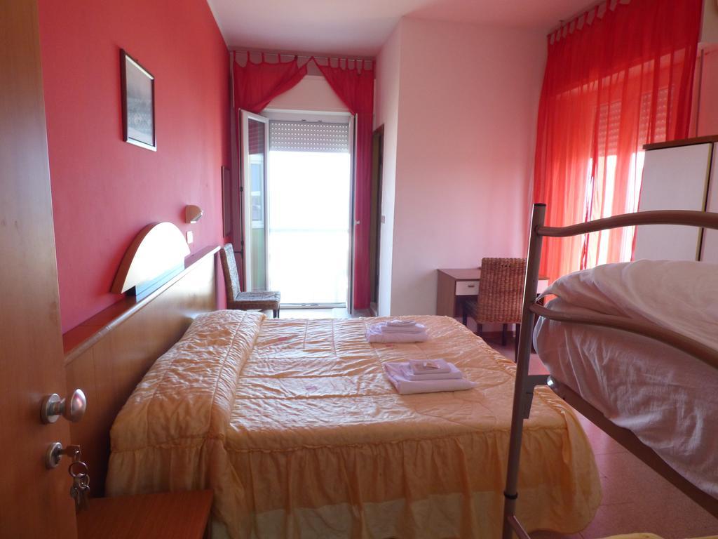 Consul Hotel Rimini Bagian luar foto