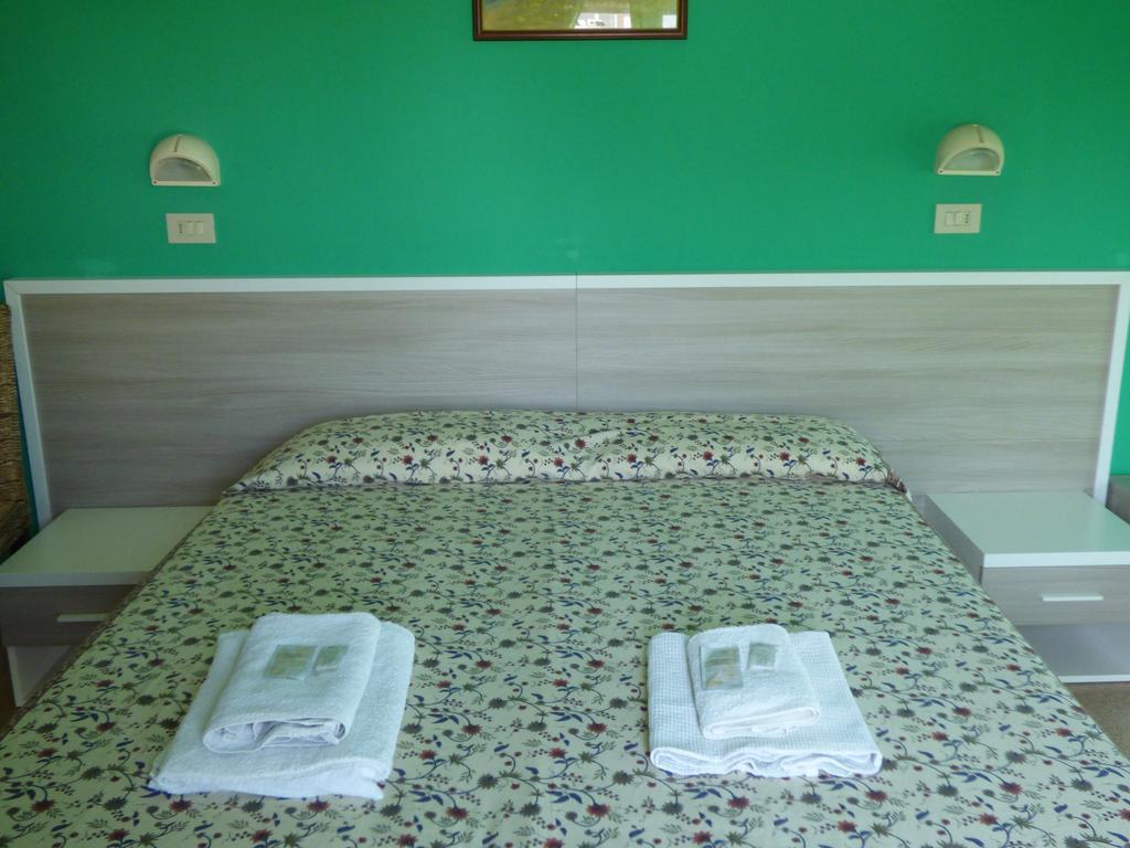 Consul Hotel Rimini Bagian luar foto