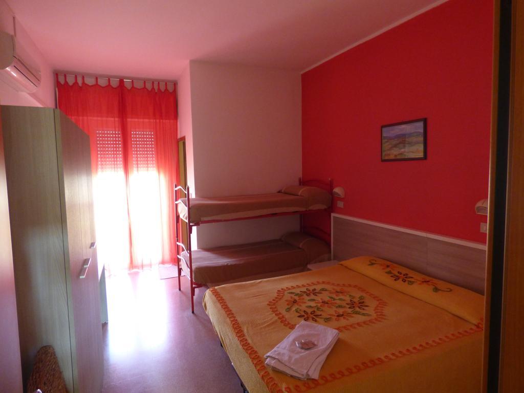 Consul Hotel Rimini Bagian luar foto