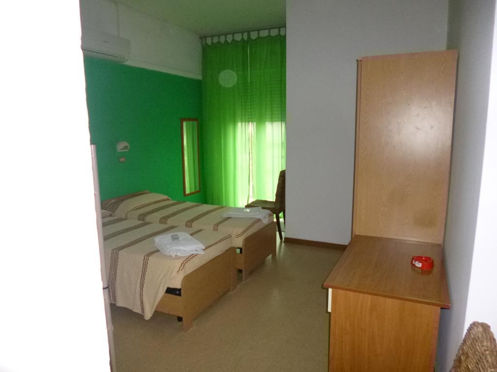 Consul Hotel Rimini Bagian luar foto