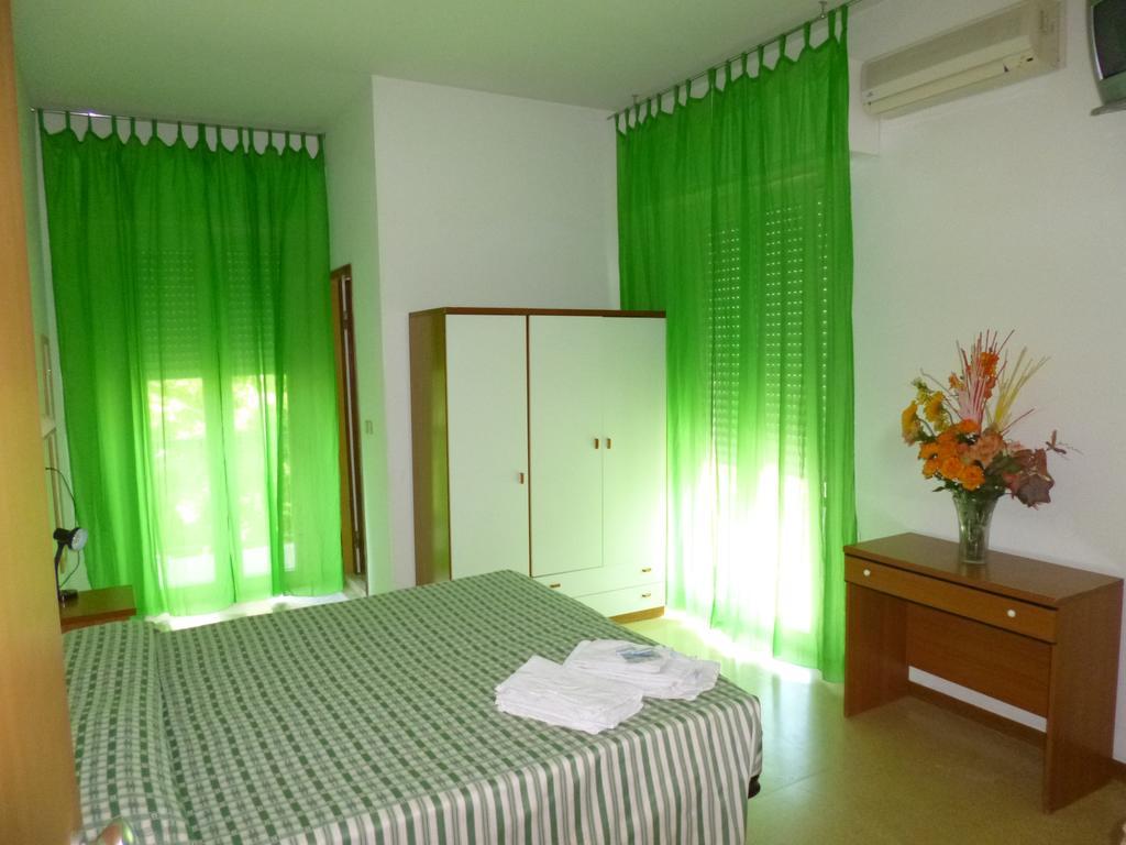 Consul Hotel Rimini Bagian luar foto