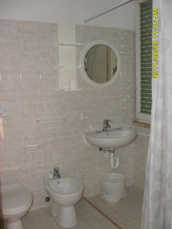 Consul Hotel Rimini Bagian luar foto