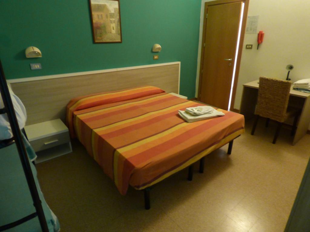 Consul Hotel Rimini Bagian luar foto